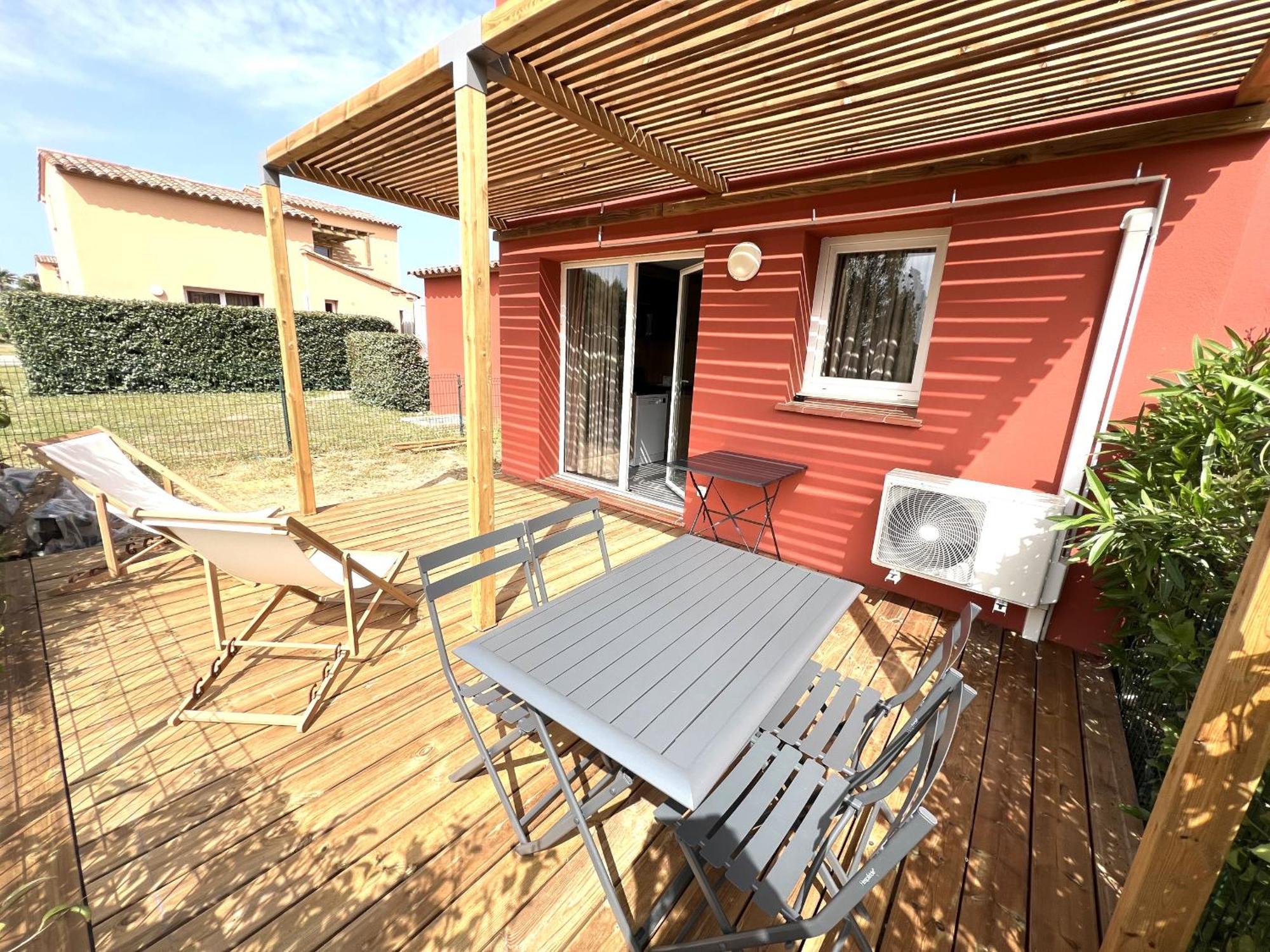 Residence Hoteliere Les Hameaux De Saint Cyprien Appartement 35 M2 1 Chambre Леччи Екстериор снимка